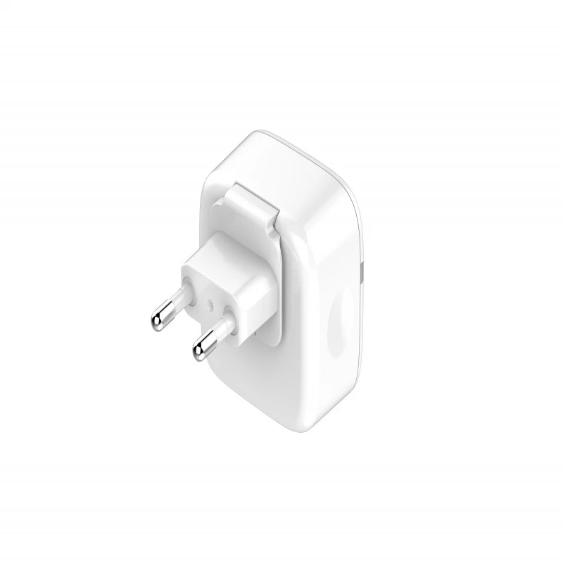 R-215 32W Ultra Fast Charger  Chairmen Series price in Pakistan