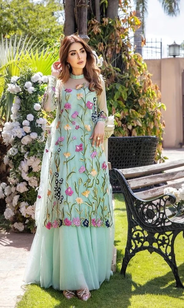 Lulusar – 3PC Organza Heavy Embroidered Shirt with Embroidered Organza Dupatta price in Pakistan