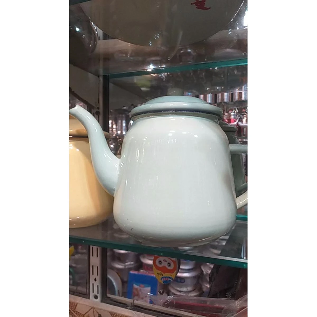 Enamel Tea Kettle Medium Size price in Pakistan