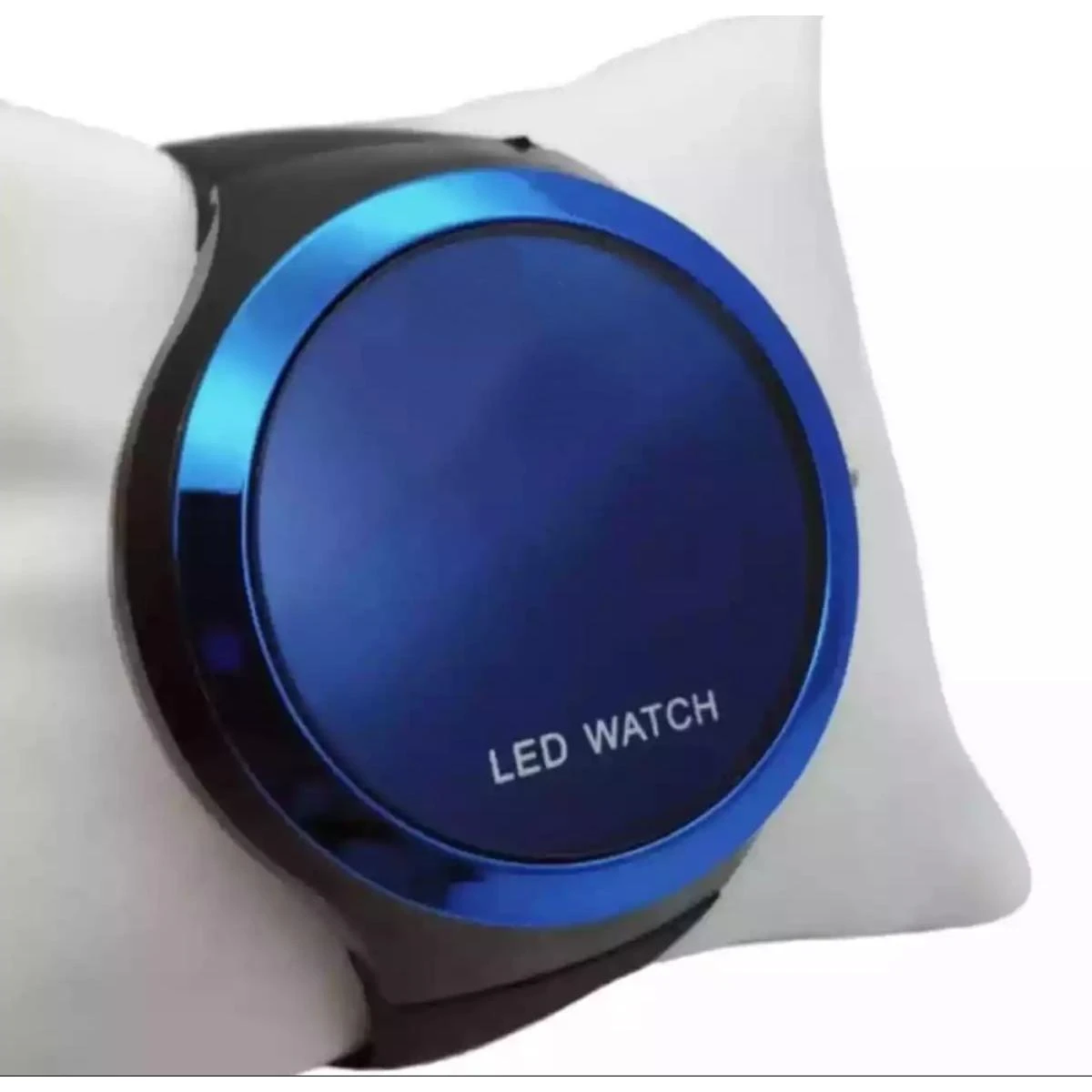 100% Imported watch for men Latest New design 2022 watches for men women boy girl price in Pakistan