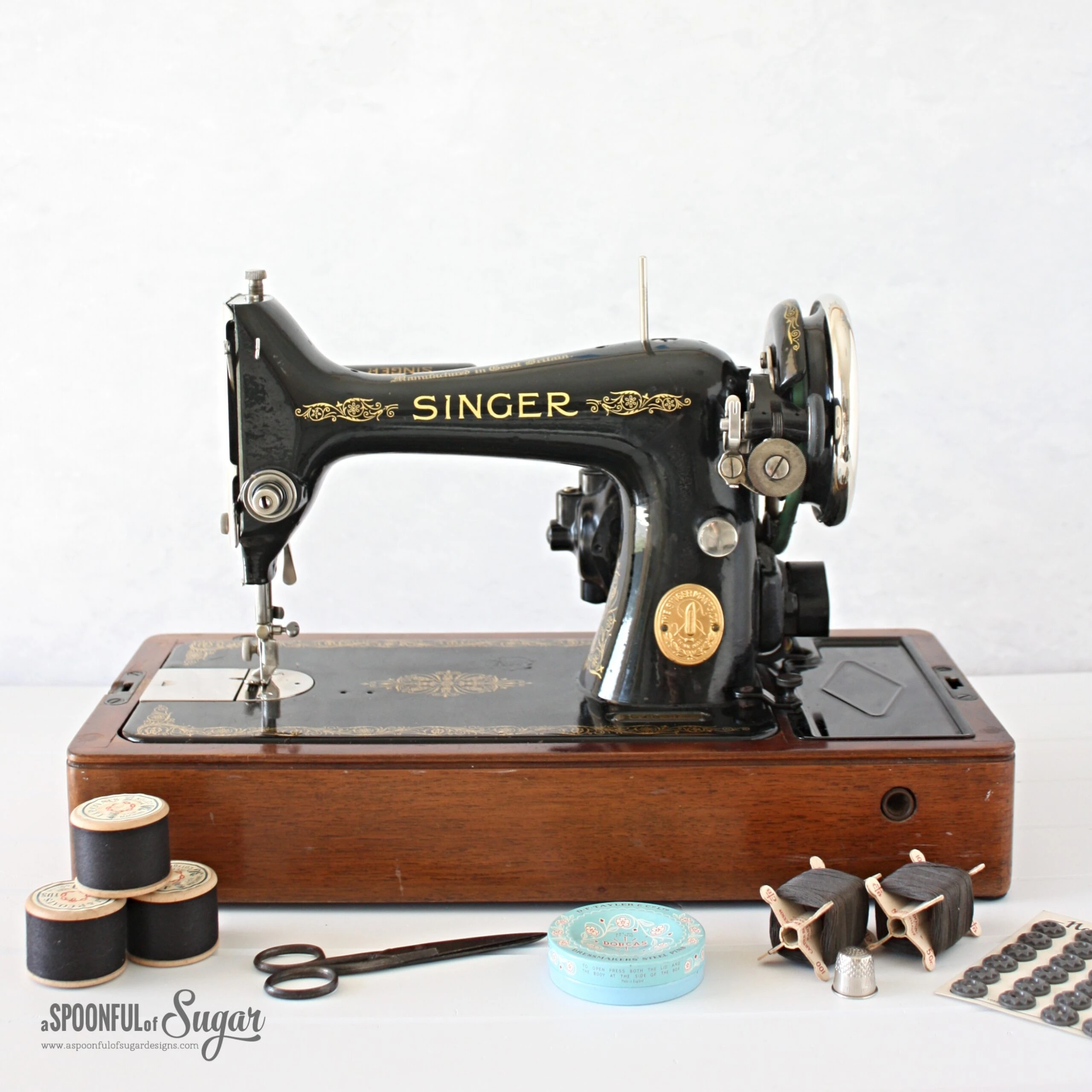 sewing machine Singer price in Pakistan
