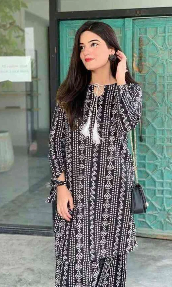 Chunri -2PC Lawn Digital Printed Shirt With Digital Printed Trouser price in Pakistan