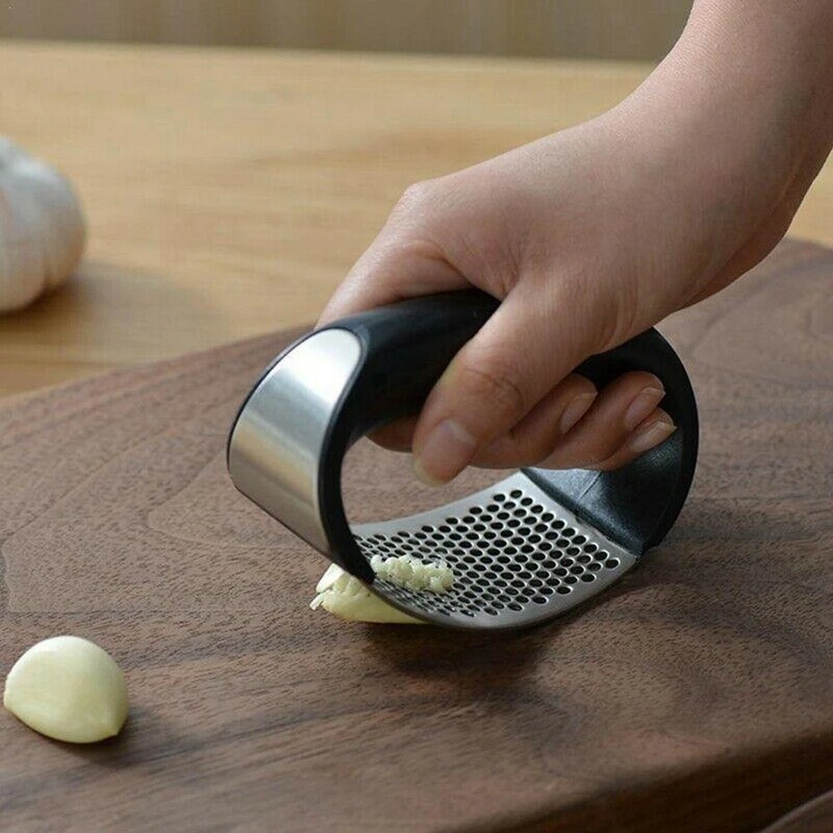 Stainless Steel Garlic chopper Crusher Kitchen Vegetable Garlic Squeezer Masher price in Pakistan