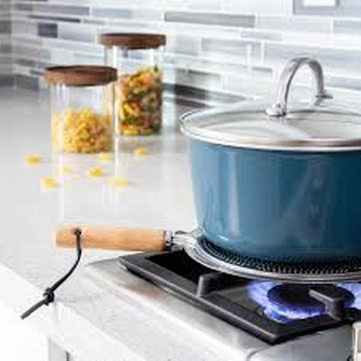 Heat Diffuser Plate Kitchen Heat Diffuser Ring Cookware Milk Coffee Simmer Ring with Wooden Handle Hot Selling price in Pakistan