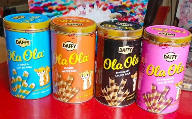 DAFFY, Ola Ola Wafer Roll Vanilla Orange Chocolate Strawberry (SfZ) price in Pakistan
