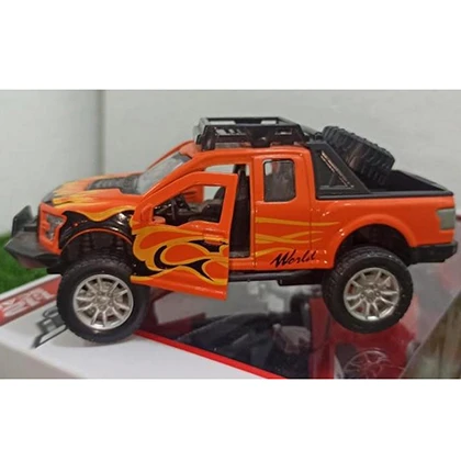 Metal Jeep car Diecast with Open Door Function – Flash Sale price in Pakistan
