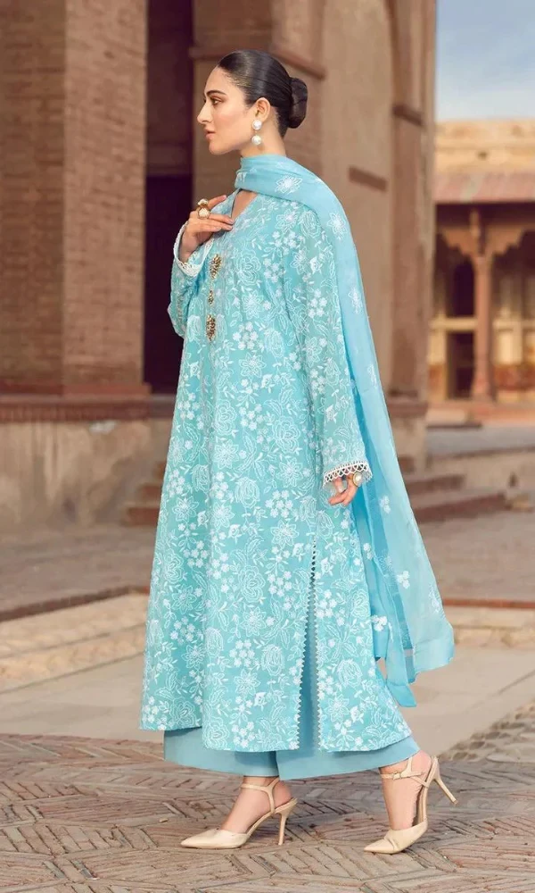 Bareeze – 3PC Embroidered Lawn Suit price in Pakistan