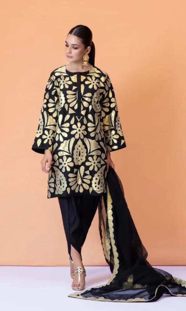 Maria.B – 3PC Heavy Embroidered Lawn Suit price in Pakistan