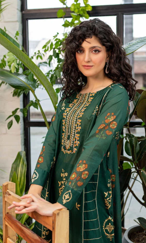 BATIK – 2PC Silk katan Heavy Embroidered Shirt With (D) price in Pakistan