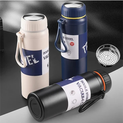 Travel Vacuum Stainless Steel Water Bottle price in Pakistan
