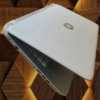hp pavilion 15 notebook pc Cori 3-5010U, i3 5th Gen 2.1GHz, 8GB RAM, 128 SSD DRIVE, 500GB HDD DRIVE, 15.6′ HD LED Display price in Pakistan