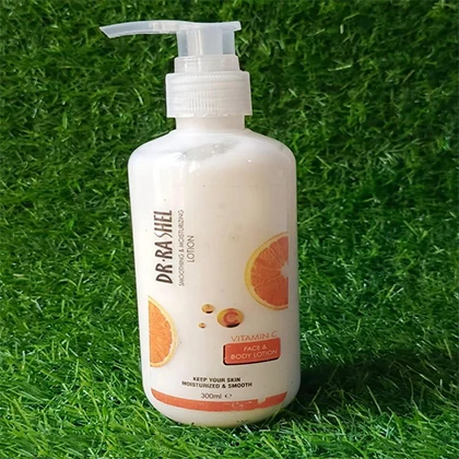 Vitamin C Hydration Body Lotion, 300ml price in Pakistan