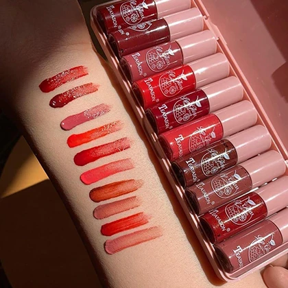 Lip gloss natural fruits price in Pakistan