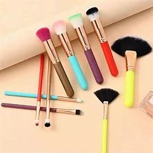 Different Makeup Brushes , 4 pcs , branded High Quality , price in Pakistan