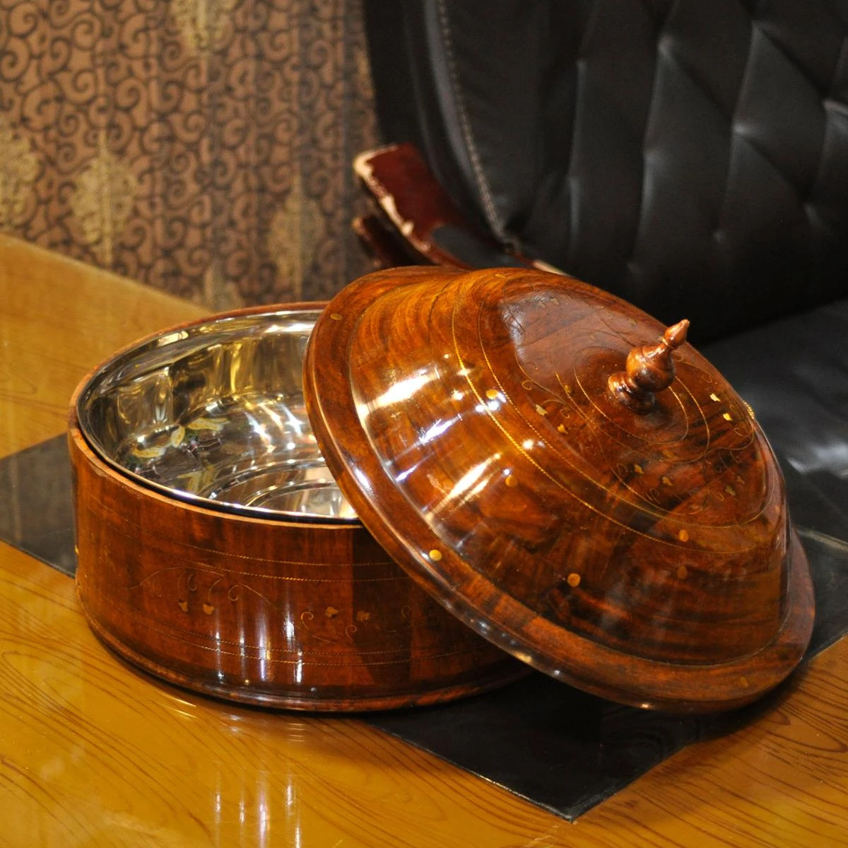 Wooden Hot Pot Brass Art Hand Crafted Kitchen & Dining Cookware price in Pakistan