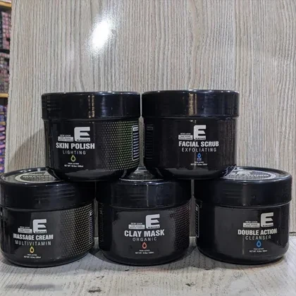 Moisturizing Facial KIt, 500ml price in Pakistan